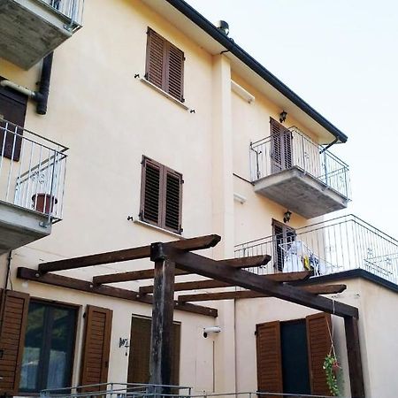 诺西拉·乌姆布拉Residenza Il Conte公寓 外观 照片